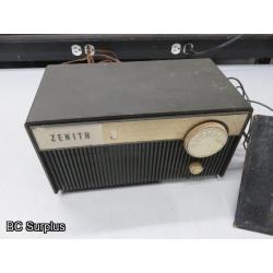 Q-177: Zenith Tube-Style Radio with Antennae