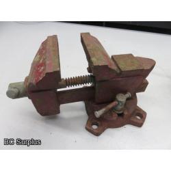 Q-281: Swivel & Solid Bench Vices – 2 Items