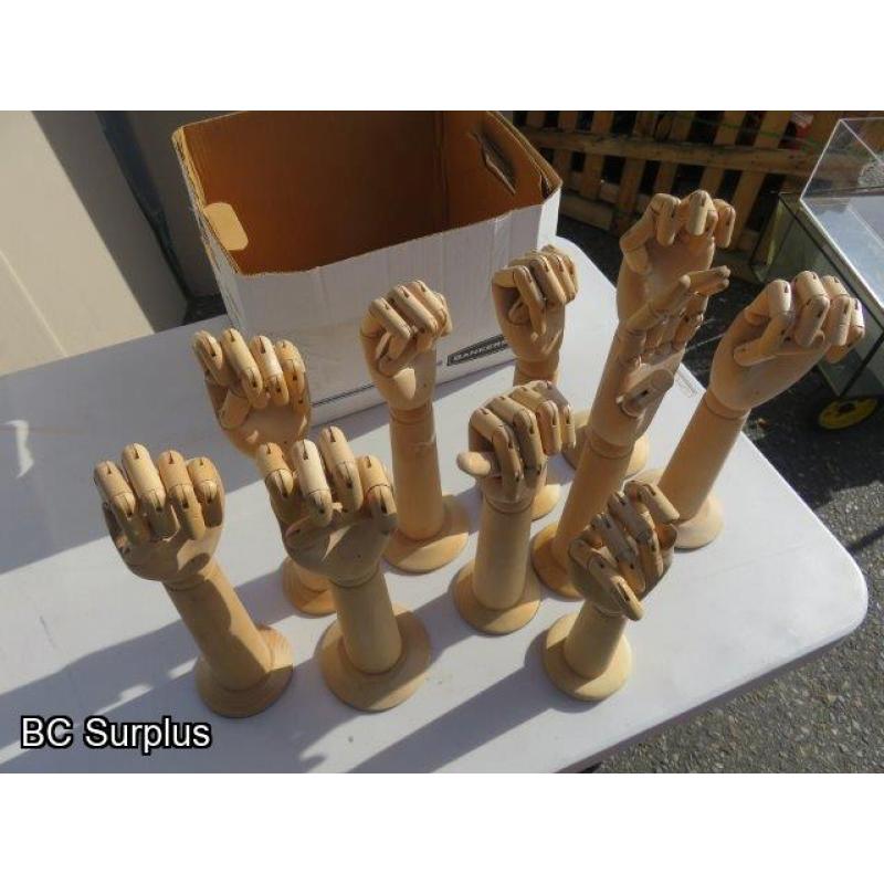 Q-422: Wooden Display Hands – 10 Items