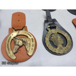Q-600: Vintage Horse Brass & Leather Straps – 1 Lot