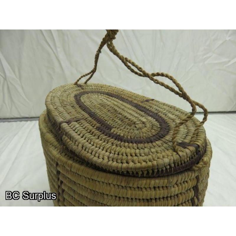 R-27: Vintage Woven Lidded Storage Basket