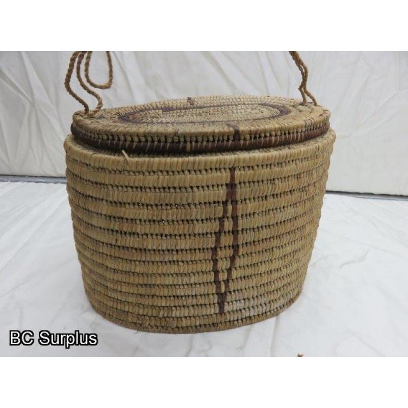 R-27: Vintage Woven Lidded Storage Basket