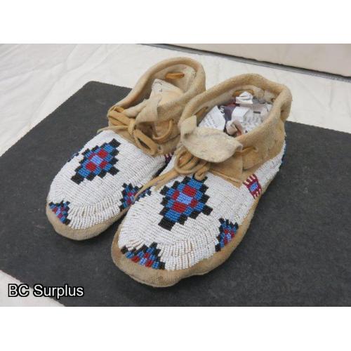 R-126: Beaded Moccasins – 1 Pair