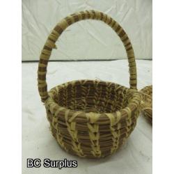 R-214: Berry Basket with Handle; Trading Basket – 2 Items
