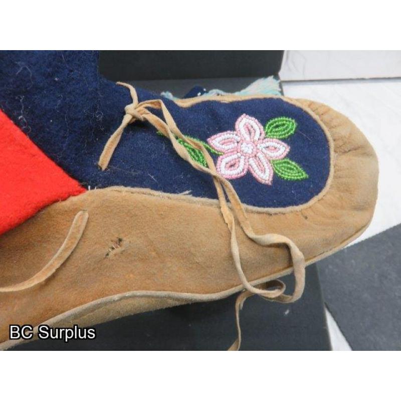 R-242: Beaded Leather & Felt Moccasin Boots