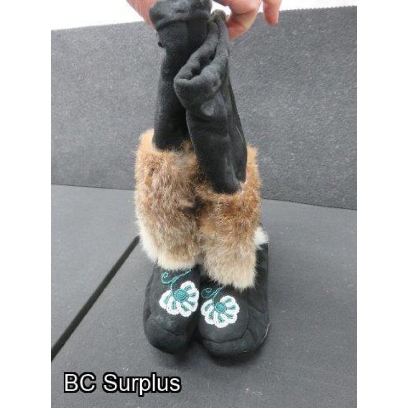 R-261: Black Suede Leather Moccasins with Fur Uppers