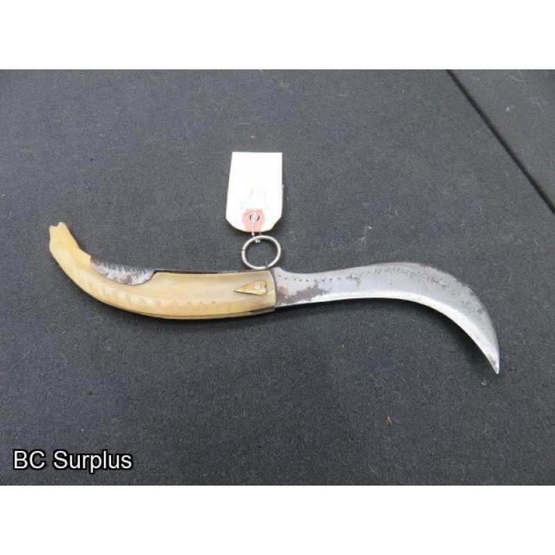 R-275: Water Buffalo Horn Handled Knife – Fish Carving