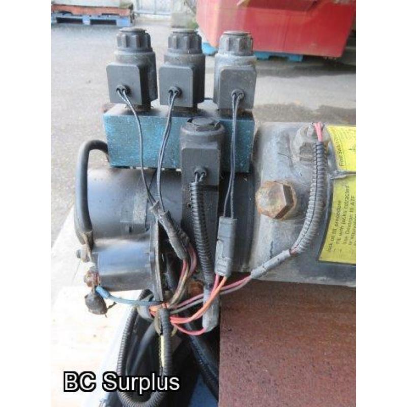 R-446: 12V Hydraulic Pump for RV Levelling Jacks