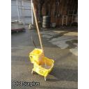 R-430: Rubbermaid Mop & Bucket – 1 Set