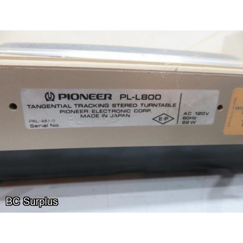 R-463: Pioneer Turntable & Pioneer Cassette Deck – 2 Items