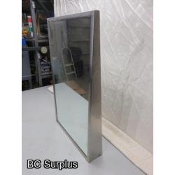 R-462: Stainless Steel Tapered Mirror with Mounting Bracket
