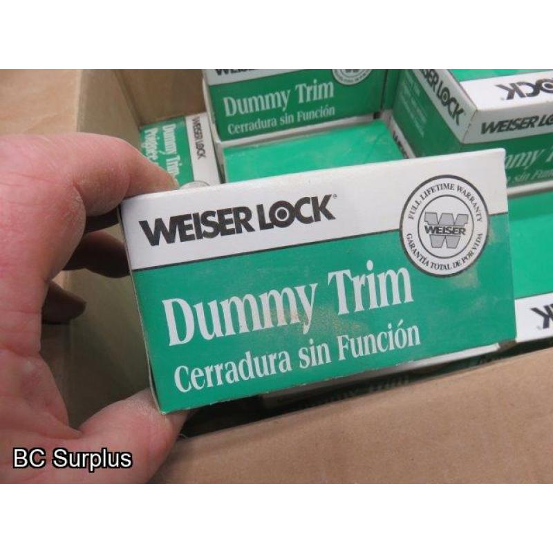 S-248: Weiser Dummy Trim Door Knobs – 22 Items