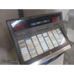 T-1: Rock-Ola Max 2 160 Selection Jukebox – 200 Watt