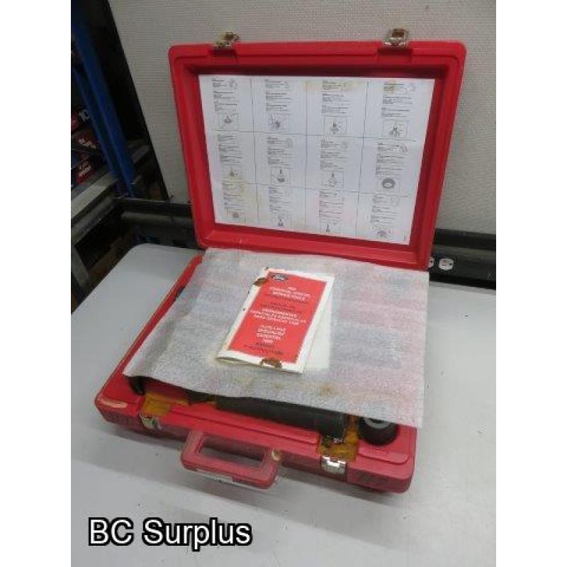 T-28: Ford Essential Service Tool Set – 1 Case
