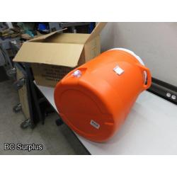 T-220: Rubbermaid 10 Gallon Water Cooler – Unused
