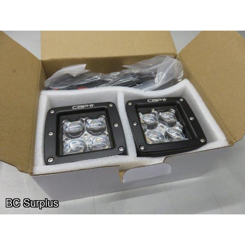 T-405: Cap-It Cube LED Spot Light Kit – Unused