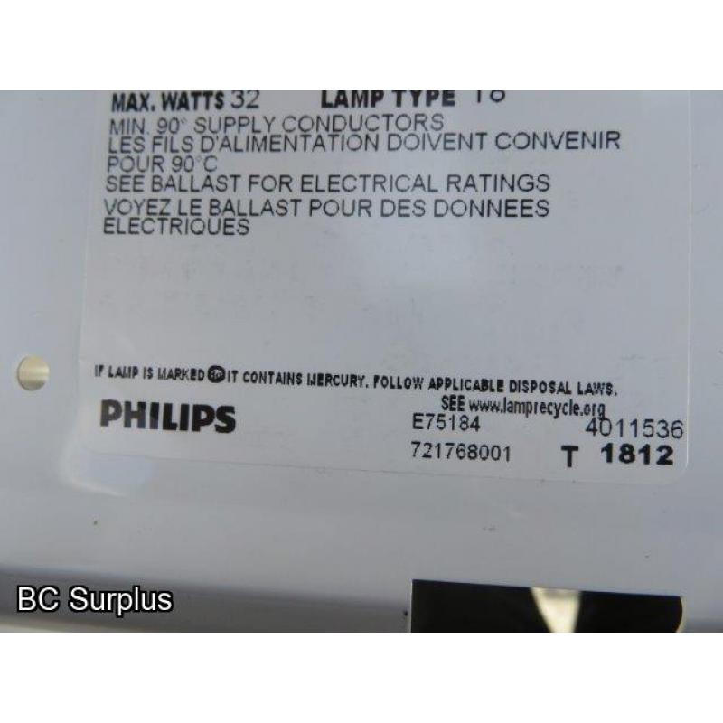 T-448: Philips Day-Brite Fluorescent Fixtures – 22 Items