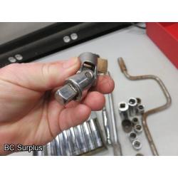 T-663: Sockets and Socket Tools – 1/2 inch drive – 1 Lot